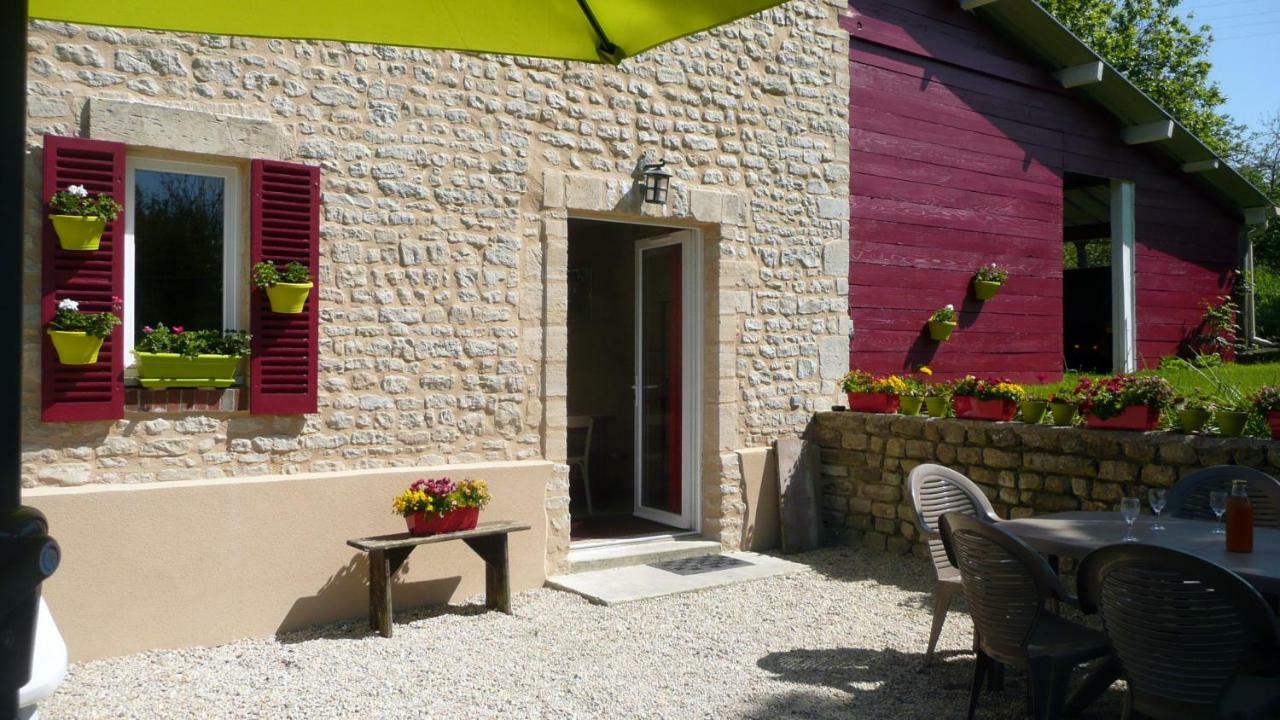 Gite De La Cour Vautier Mandeville-en-Bessin Exterior foto
